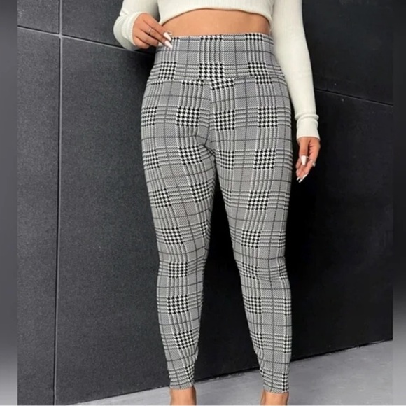 Forever 21 pants - Picture 2 of 6